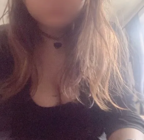 Amanda, 28