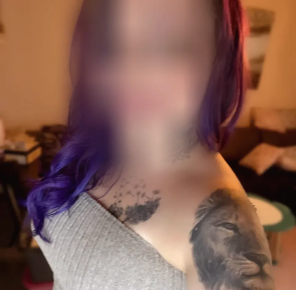 Ivana, 30