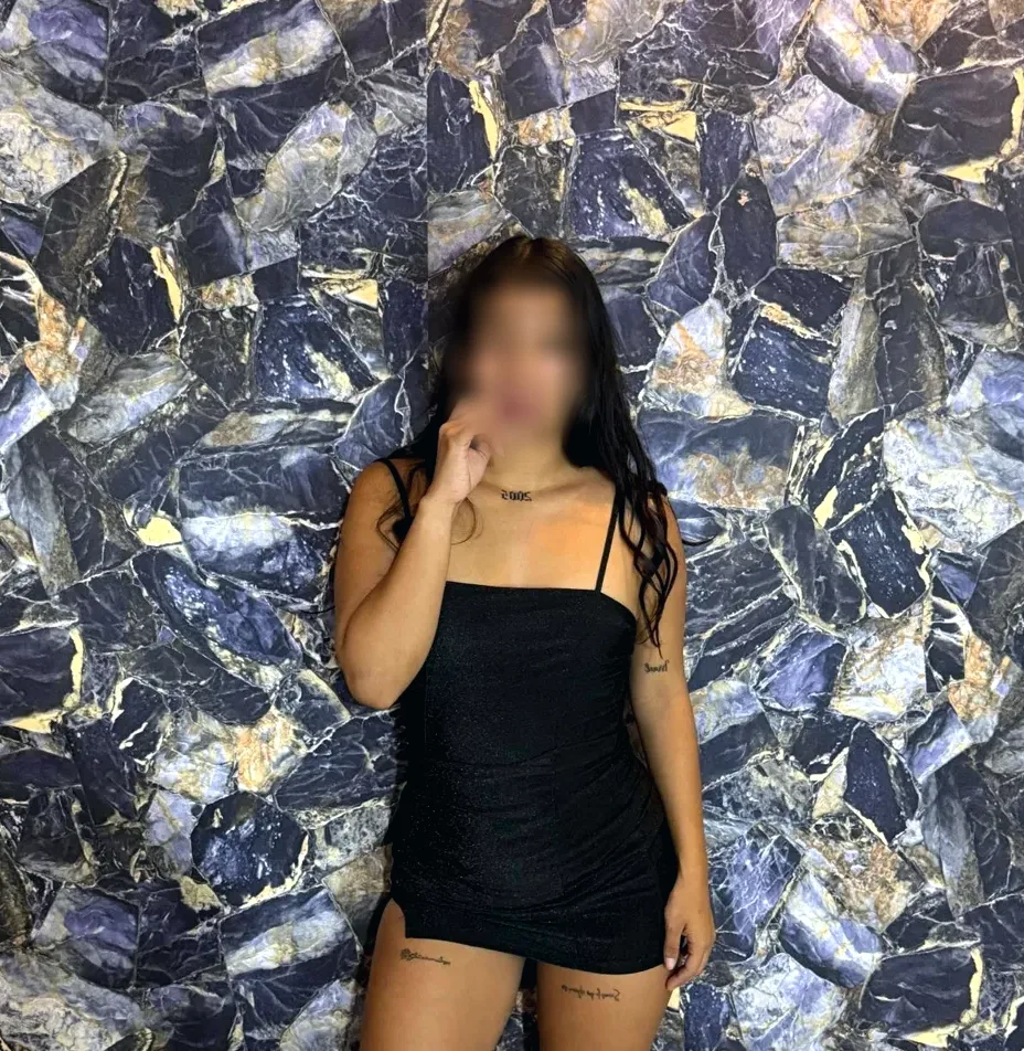 Monica, 21